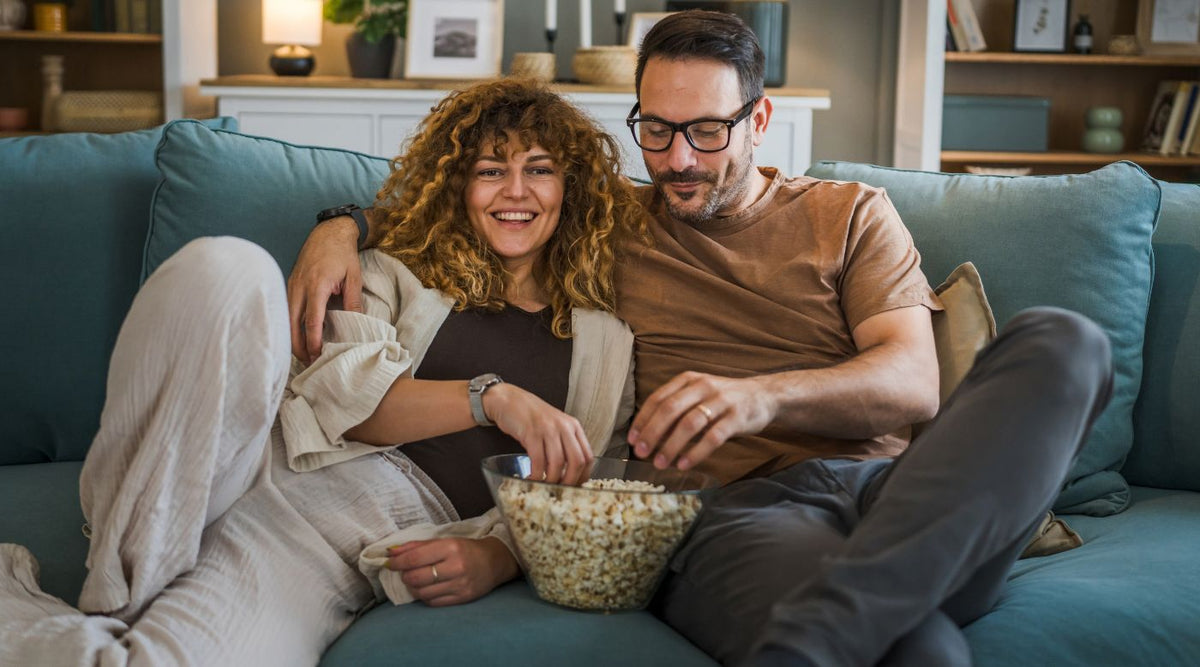 Warum bleibt Popcorn immer zwischen denselben Zähnen hängen?